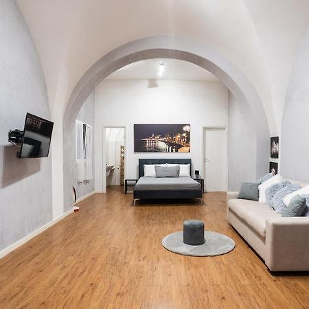 House Visconti Apartment Bari Exterior photo